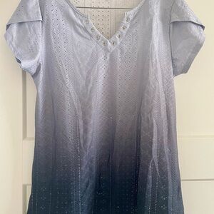 Elegant Eyelet V-Neck Top - ombré